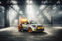 MINI Electric Pacesetter wordt nieuwe safety car Formule E