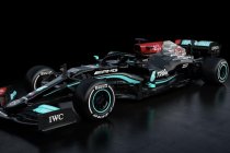Mercedes stelt zijn 2021-bolide voor en behoudt zwarte kleur