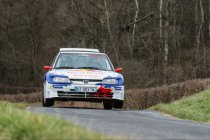 Loeb schenkt iconische 306 Maxi zege