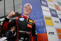 Silverstone: Jüri Vips wint derde race