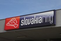 Hommeles op de Slovakia Ring
