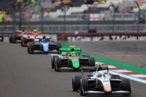 Silverstone: Ugo Ugochukwu steviger leider na zege in sprintrace