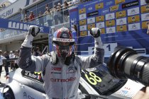 Moscow Raceway: Yvan Muller toont zich de betere van Lopez, podium voor Tarquini