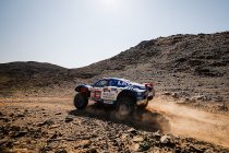 Dakar Rally: Tim en Tom Coronel met geknepen billen door derde etappe