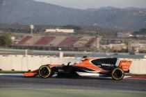 Wintertesten Barcelona: McLaren moest krachtbron wisselen na één ronde - Vandoorne bevestigd