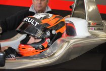 Jack Aitken promoveert naar formule 2