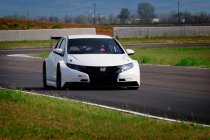 Eerste rit met nieuwe Civic WTCC voor Honda-klanten Norbert Michelisz en Mehdi Bennani