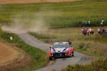 Ypres: Thierry Neuville leider na openingsdag