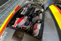 Jos Verstappen kruipt terug achter het stuur