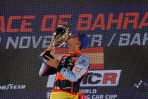 Bahrain: Azcona wint race 1 voor Michelisz, Magnus out