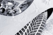 Rijden in de winter? Met deze drie praktische tips ga je met een gerust hart de baan op