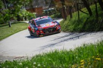 WRC: Toyota's zetten druk op Neuville