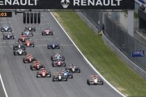 Al bijna vol startveld voor de Formule Renault 2.0 Eurocup