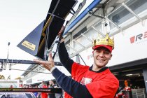 Hockenheim: Marco Wittmann wint - Sheldon van der Linde kampioen
