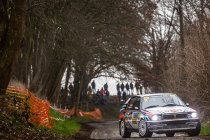 Rallye des Ardennes: Dirk Deveux versus Tom Boonen in de Historic BRC