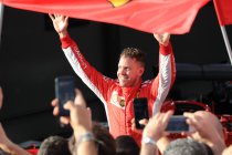 Australië: Vettel ontzegt Hamilton zege - Vandoorne negende