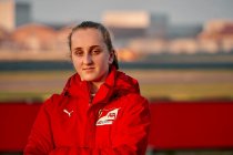 Maya Weug maakt opnieuw deel uit van de Ferrari Driver Academy