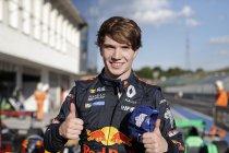 Red Bull stelt Junior Team voor